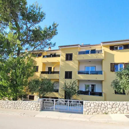 In Mit Eigenem Balkon By Interhome *