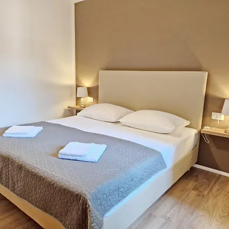 In Mit Eigenem Balkon By Interhome Апартаменты Башка