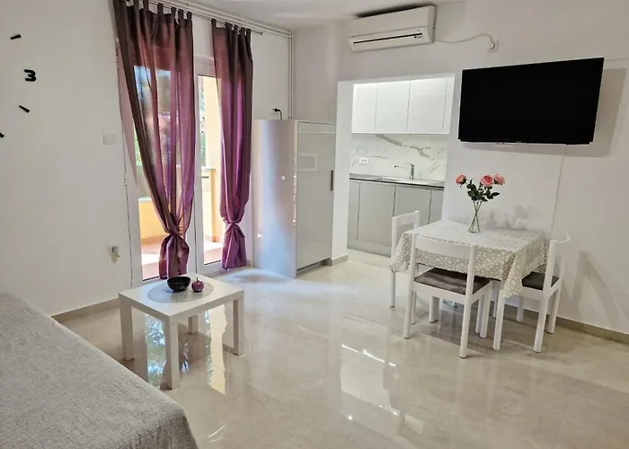 Apartman In Mit Eigenem Balkon By Interhome *