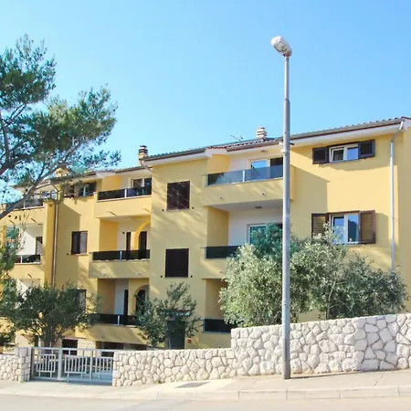 In Mit Eigenem Balkon By Interhome Baška